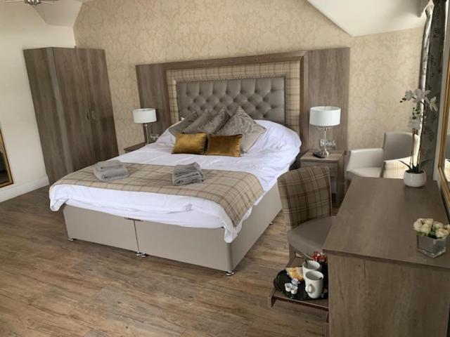 The Stair Arms Hotel Pathhead Extérieur photo