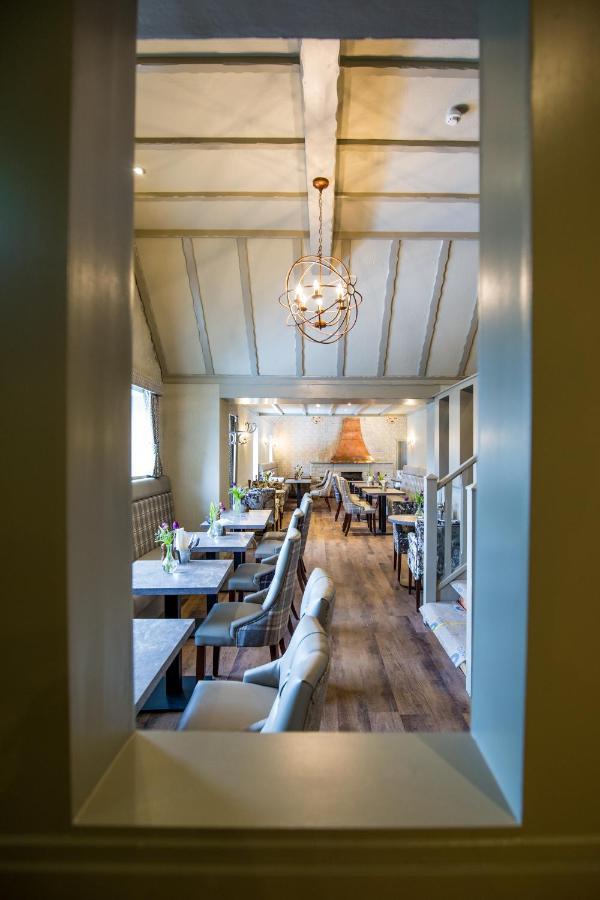 The Stair Arms Hotel Pathhead Extérieur photo