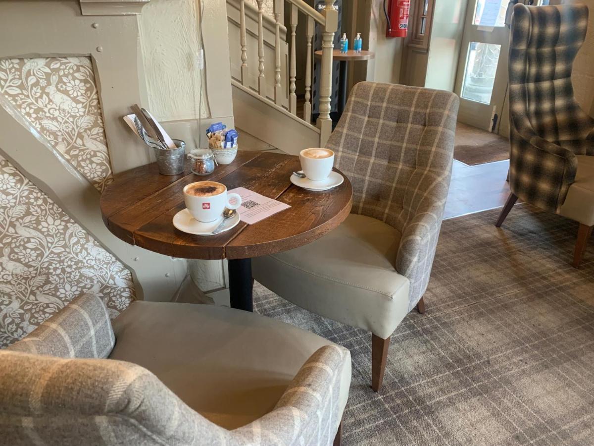 The Stair Arms Hotel Pathhead Extérieur photo