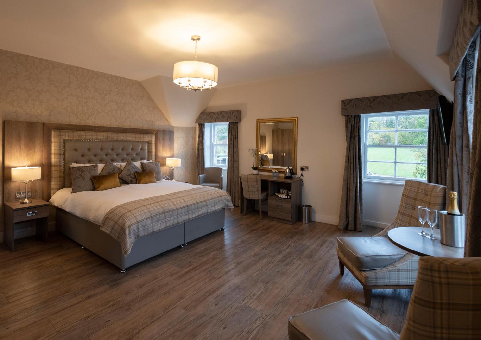 The Stair Arms Hotel Pathhead Extérieur photo